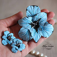 Блакитний комплект прикрас з квітами ручної роботи. Блакитні гладіолуси
