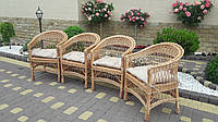 Комплект плетеной мебели из низкими спинками в наборе из мягкими подушками масляного цвета 4 кресла
