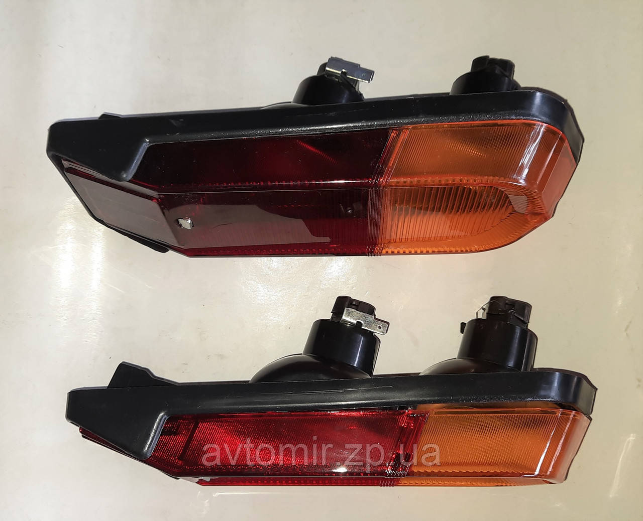 Ліхтар задній Ваз 2102 2 шт Автодеталь
