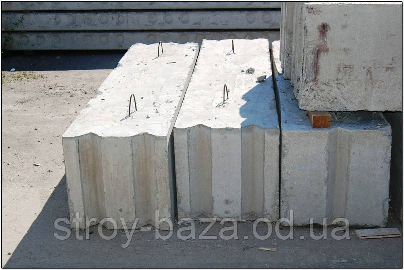 Фундаментний блок ФБС 240-40-60