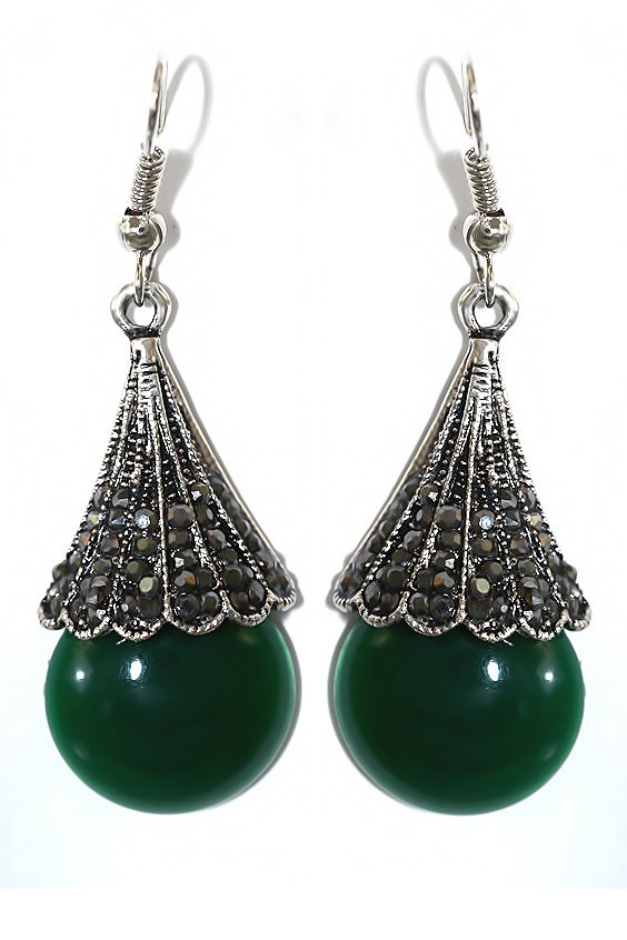 Сережки Fashion Jewelry. Під крапельне срібло. Камені: зелений агат та гематит. Довжина: 51 мм. Ширина: 17 мм.