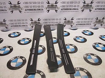 Накладка на задній поріг Bmw e38 7-series (8125937 / 8156215 / 8125938 / 8156216)