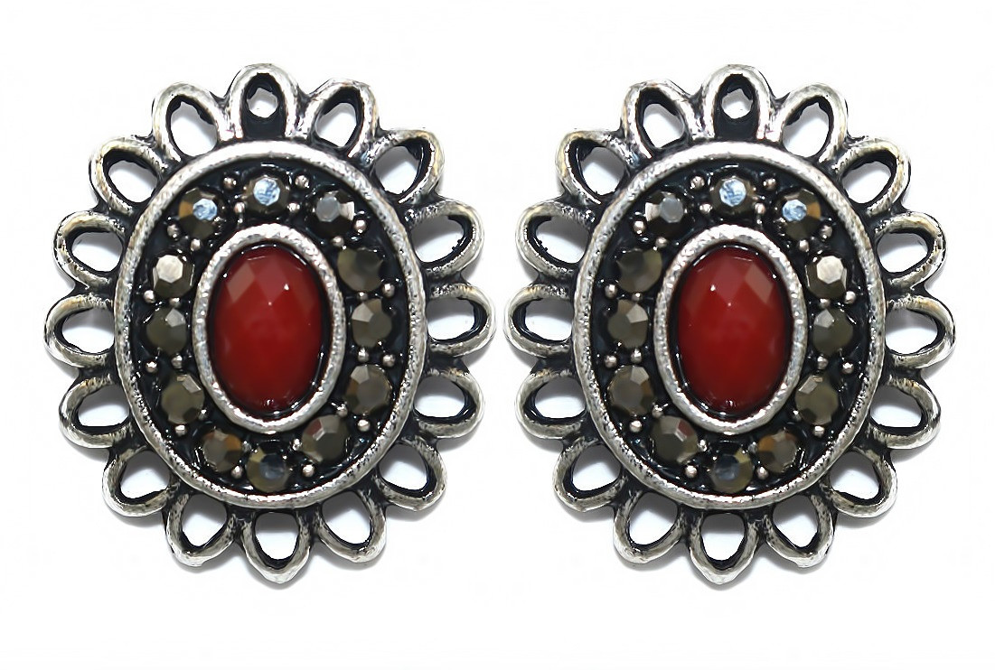 Сережки Fashion Jewelry. Під крапельне срібло. Камені: бордовий агат та гематит. Діаметр: 19 мм.
