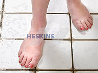 Неабразивная водонепроникна протиковзка прозора стрічка Aqua-Safe Heskins. H3405T25, фото 4