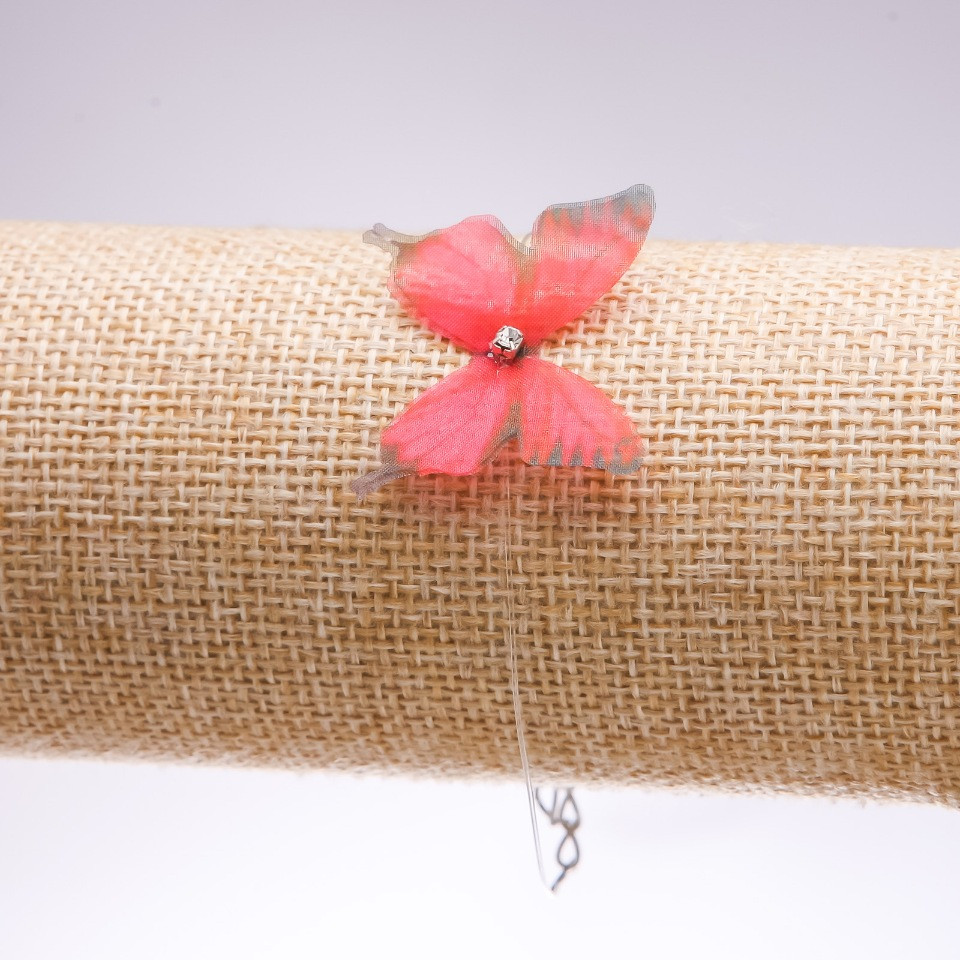 Браслет на невидимій силіконовій волосіні Метелик ( органза ) червона d-33х27мм L-16-20см, фото 1