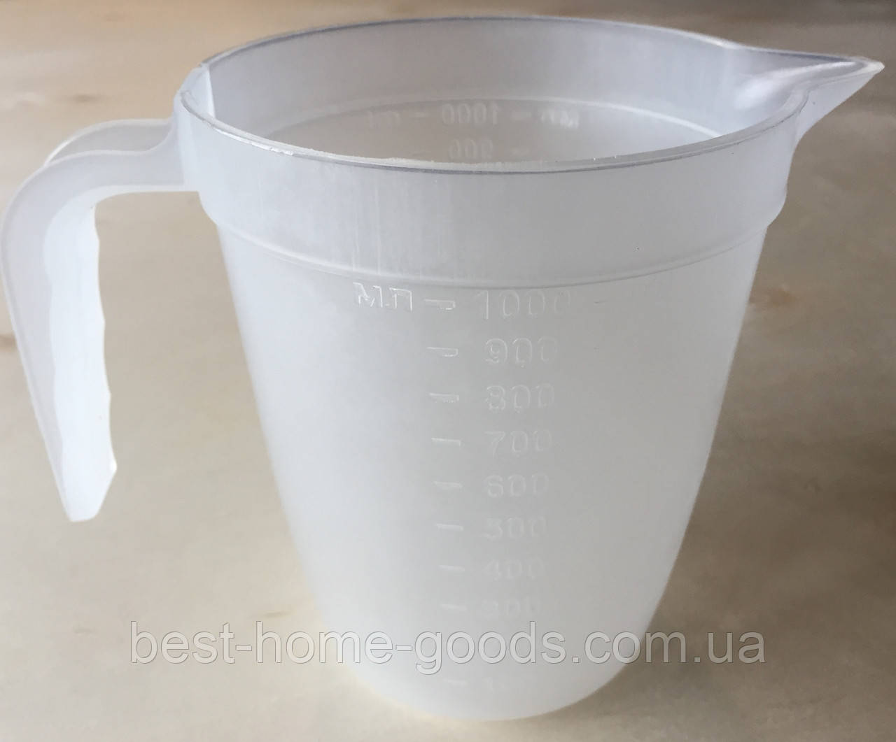 Мірна кружка 1 л універсальна з ручкою | Пластикова кухонна ємність з мірною шкалою для рідин і сипучих | Безпечна харчова тара, фото 1