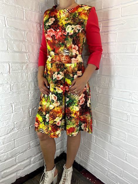 Плаття жіноче Mia коралове 46