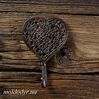 Гачок "Чавунне серце"- декоративна вішалка з чавуну 110 х 150 х 20 мм
