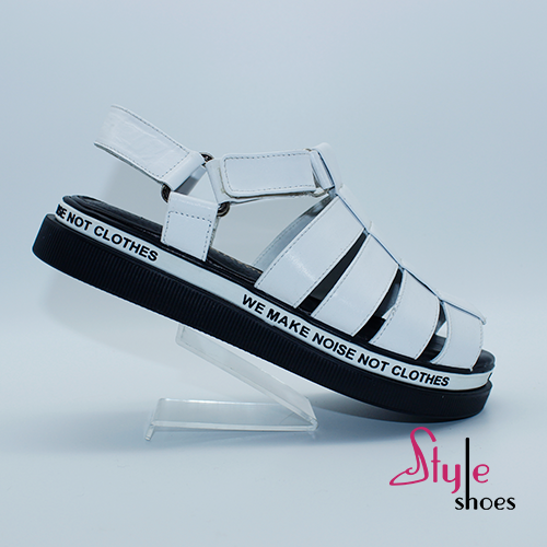 Босоніжки жіночі на стильній платформі, білого кольору "Style Shoes”