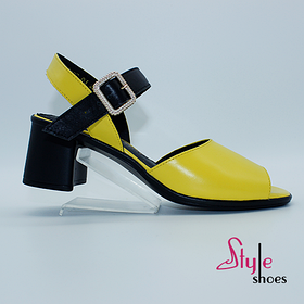 Жіночі босоніжки на невисоких підборах “Style Shoes”