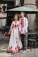 Вишита сукня для Софії Яремко та нареченого