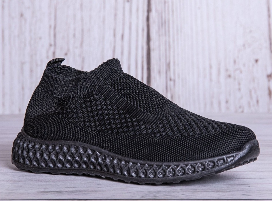 Жіночі чорні кросівки Breeze BLACK
