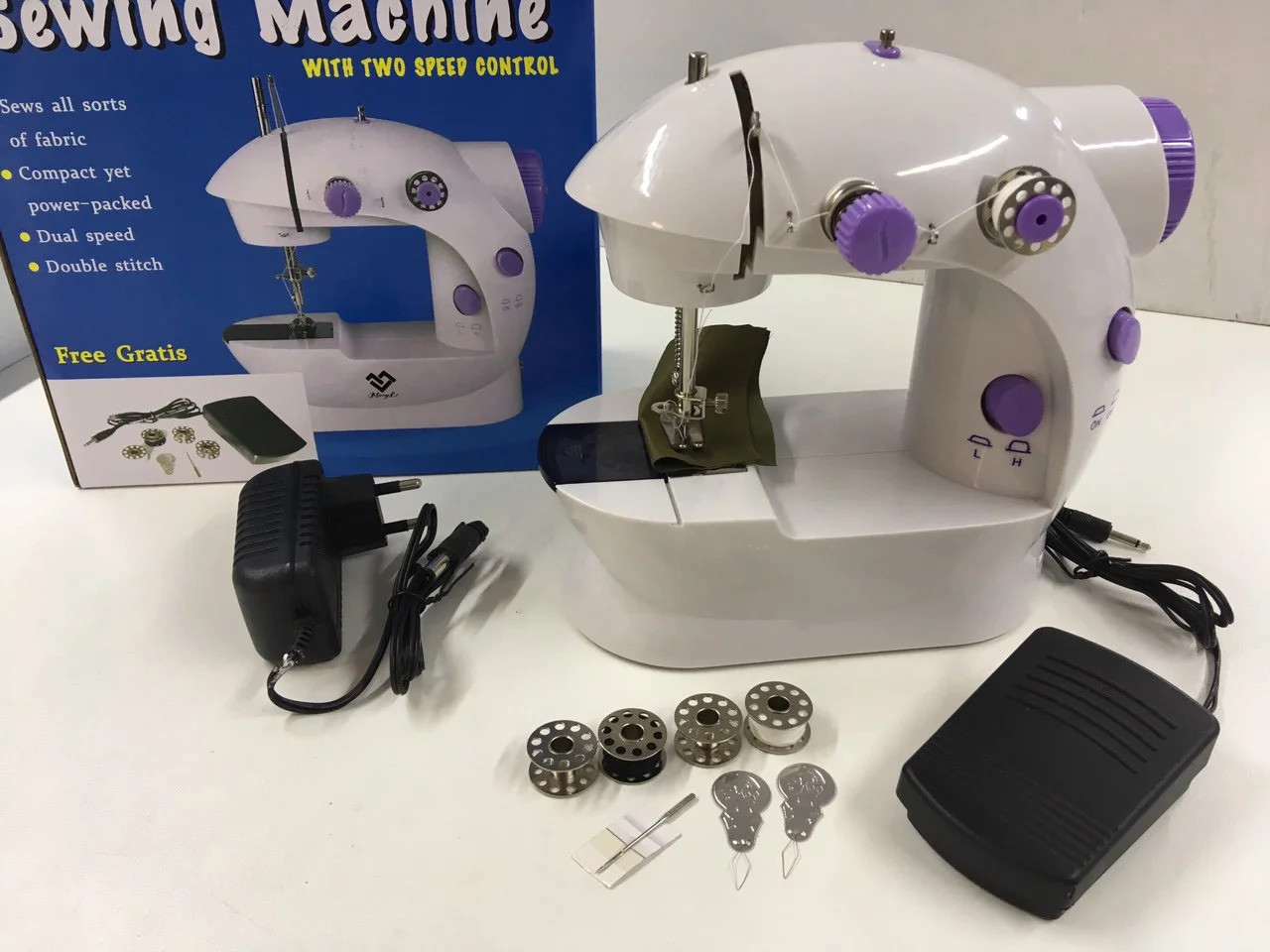 Швейна машинка 4 в 1 Mini sewing mashine