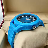 Кварцові наручні годинники Lacoste блакитного кольору з блакитним циферблатом градієнт, силіконовий ремінець, фото 2