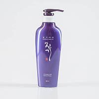 Регенерирующий шампунь Daeng Gi Meo Ri Vitalizing Shampoo 300ml