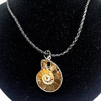 Оригінальна підвіска на шию перламутр