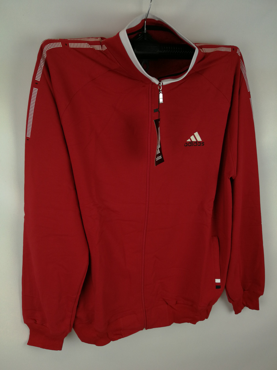 Червоний спортивний костюм adidas