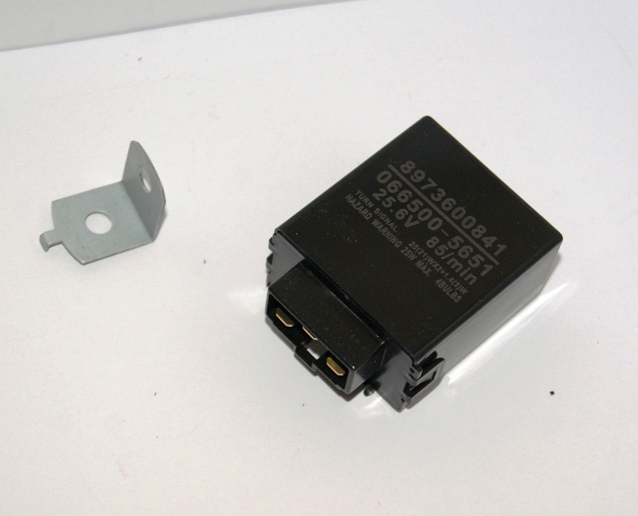 Реле Поворотов Богдан 24В — Купить Недорого на Bigl.ua (1202720980)