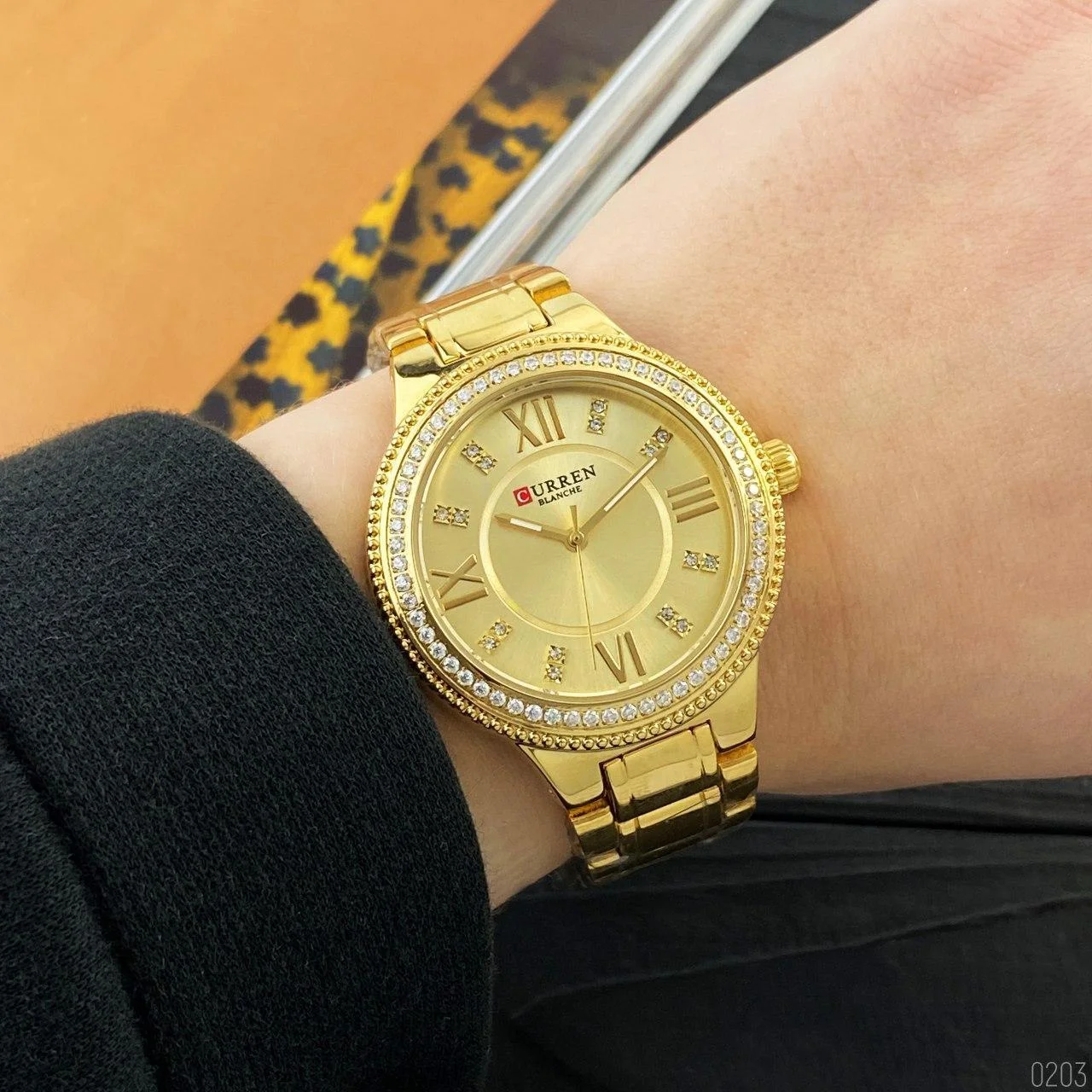 Жіночі наручні годинники Curren 9004 Gold (+Відеоогляд)