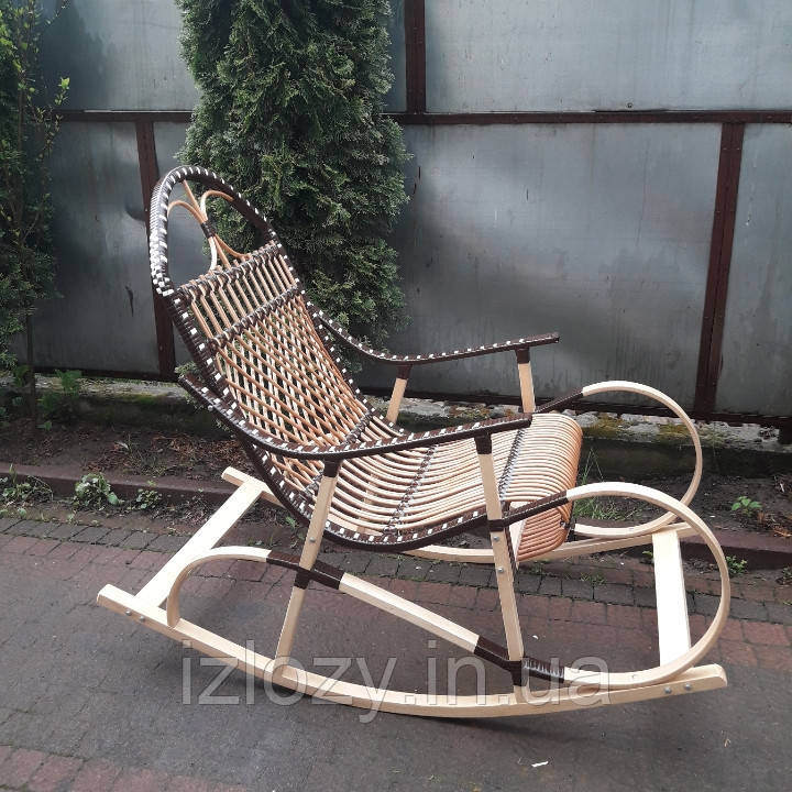 Плетеное кресло-качалка из лозы "Буковое + ротанг " коричневого цвета - фото 3 - id-p1204812588