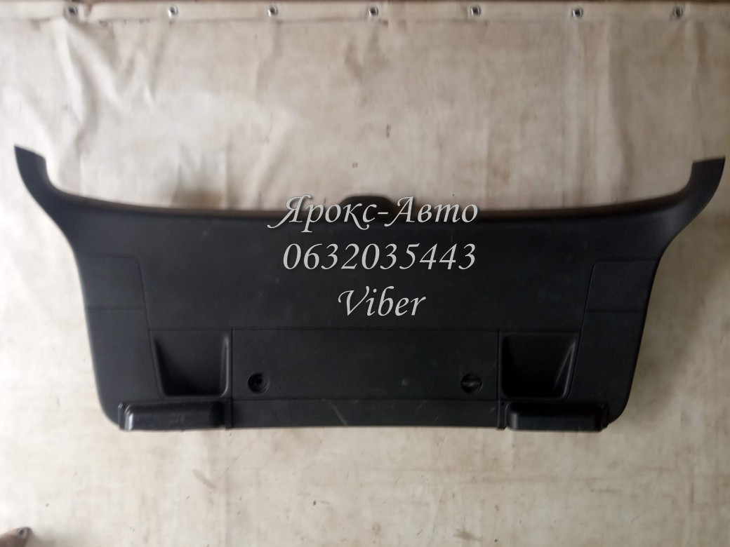 Обшивка облицювання кришки багажника на Пассат В6 VW Passat B6 2004-2010 000020118, фото 1