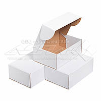 Картонная коробка 310х220х120 белая. Коробка формата А4.
