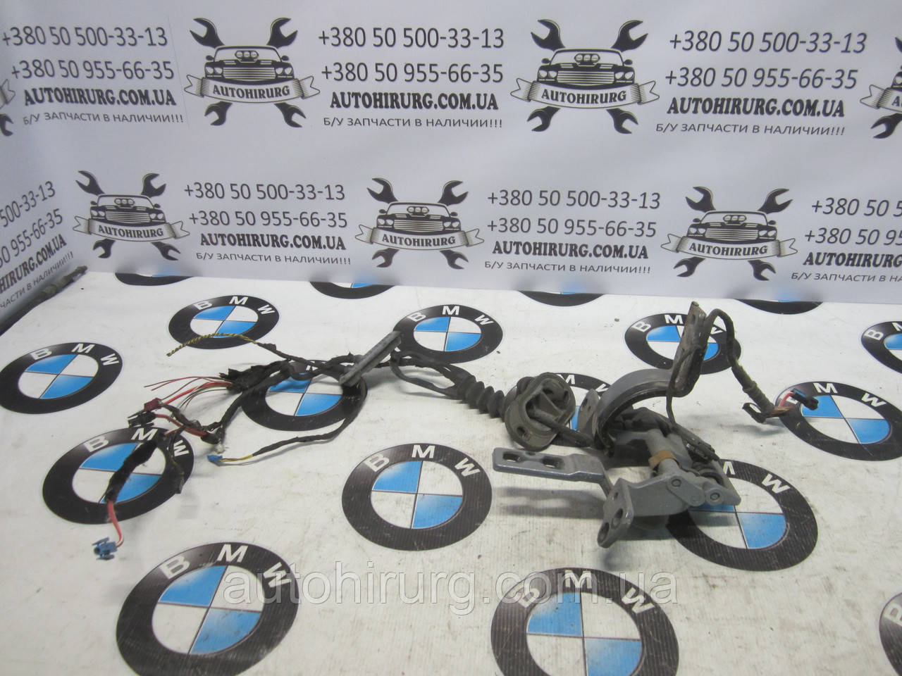 Задня права петля кришки багажника (ляди) bmw e61 5-series (7061384)