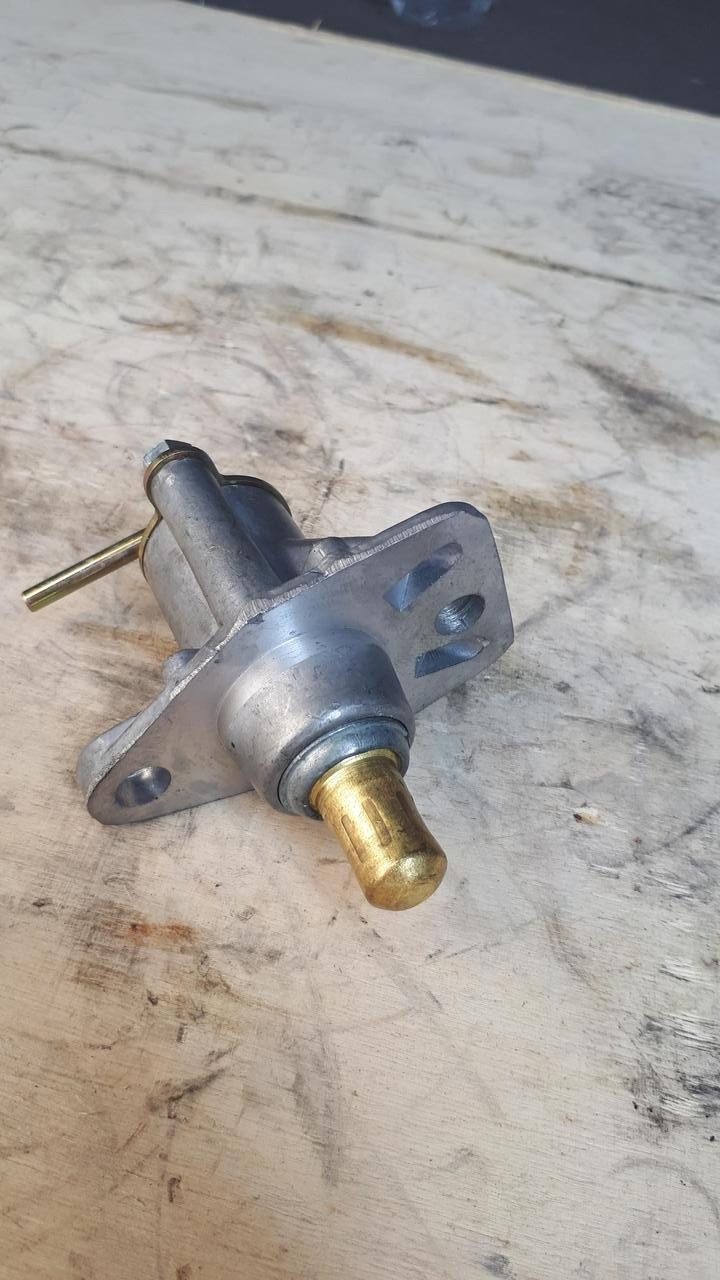 740-1318210-01 Вимикач гідромуфти КАМАЗ