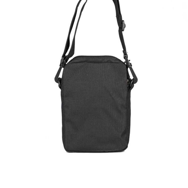 Невелика чоловіча сумка через плече Jack&Jones чорного кольору Невелика чоловіча сумка через плече Jack&Jones чорного кольору