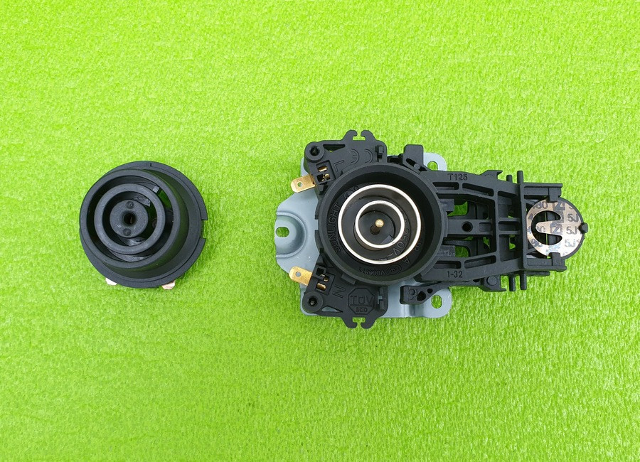 Контактна група №13 для керамічних електрочайників SLD-118 / 10А /220V /Т125 (верх-низ) Zipexpert, фото 1