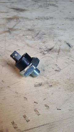 ММ125-3810600-00 Вимикач сигналу гальмування КАМАЗ, МАЗ, КрАЗ, фото 1