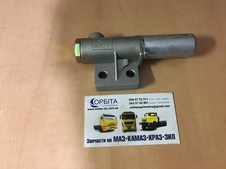 130-3512010 Регулятор тиску повітря ЗІЛ, МАЗ, Т-150 (солдатик компресора) АР-11