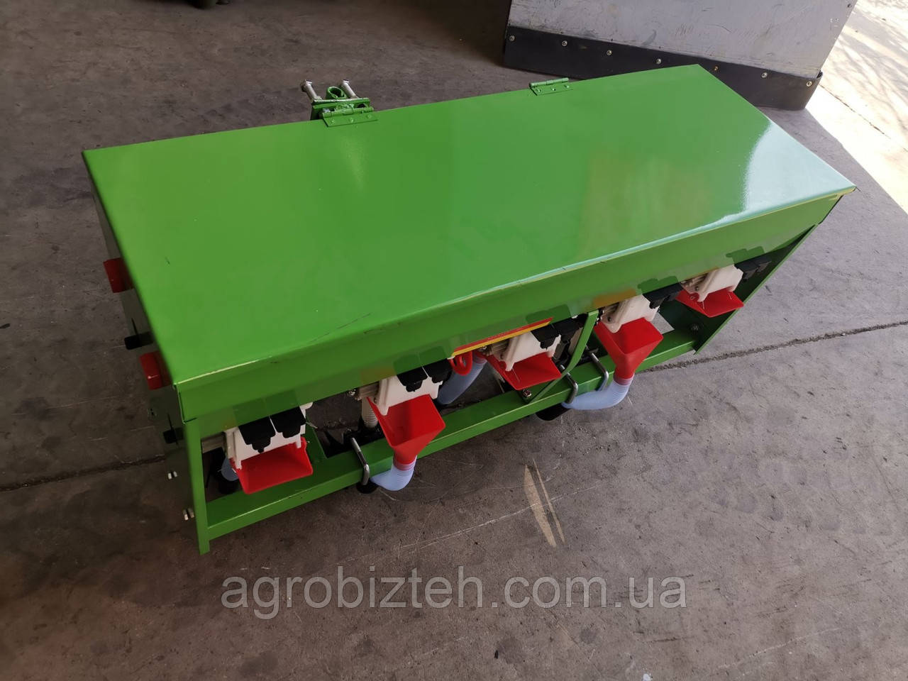 Сіялка зернова 8-рядна С3-8Д для мототратка