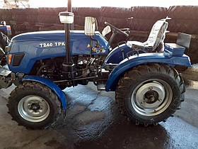 Трактор Xingtai T240TPKХ 4х2 24 к.с.3 цил. КПП (3+1)х2 колеса 6.00-14/9.50-20