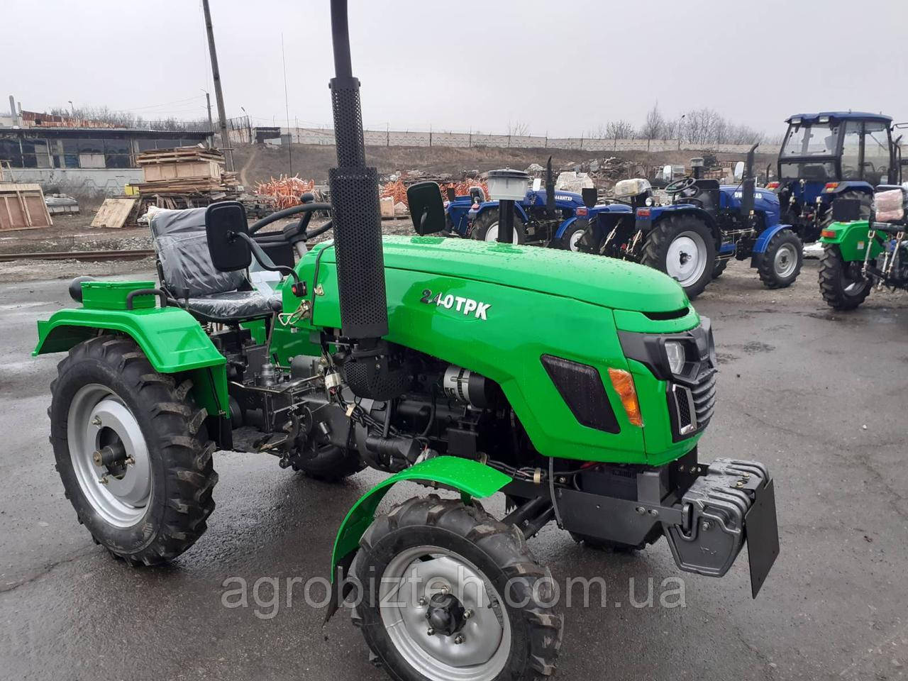 Міні-трактор Сінтай T240TPK 4х2 24 к. с. 3 цил.