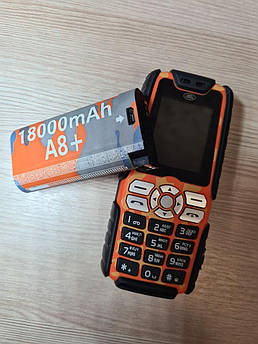 Land Rover A8+ (ліхтарик + аб18000 мА·год + Powerbank) — кнопковий захищений протиударний телефон