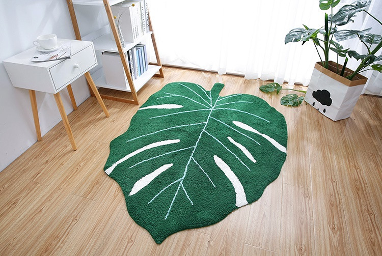 Килим в зал, в спальню у вигляді тропічного листка