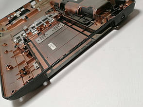 Б/У корпус піддон (низ) для Acer eMachines E430 E525 E527 E625 E627 E630 E725 AP06R000400, фото 3