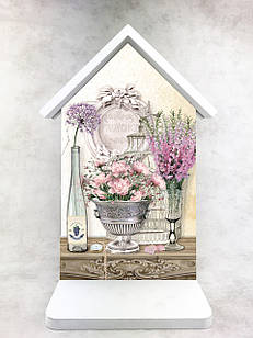 Дерев'яна декоративна ключниця-хатка  Букет дельфініумів 17х32 см пркх035г Тур-Колекшн