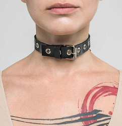 Жіночий чокер шкіряний з люверсами