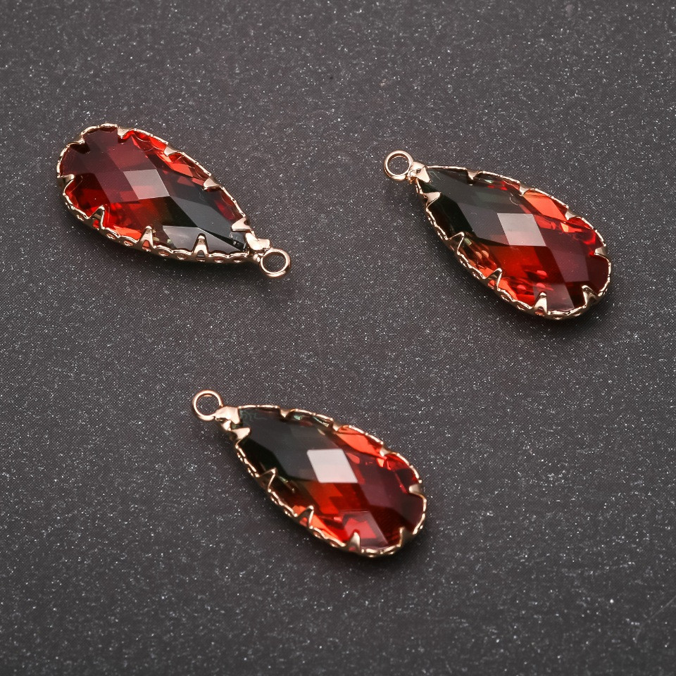 Підвіска "Крапля" Зелено-червоний колір, золотиста оправа 10х24мм купити біжутерію дешево оптом в інтернеті