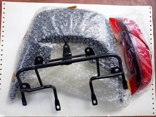 Купить Спойлер3 части для скутера Honda Dio AF 27,28, цена 904 грн ...