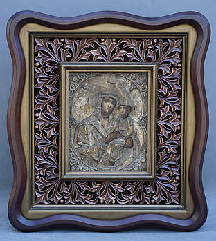 Різьблений кіот