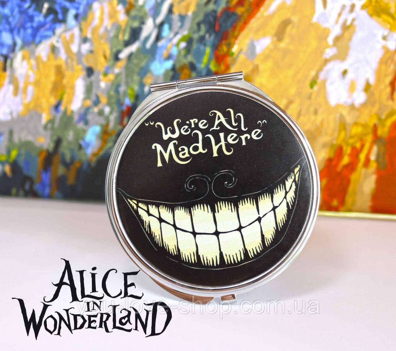 Дзеркало з посмішкою Чеширського кота Аліса в країні чудес / Alice in Wonderland