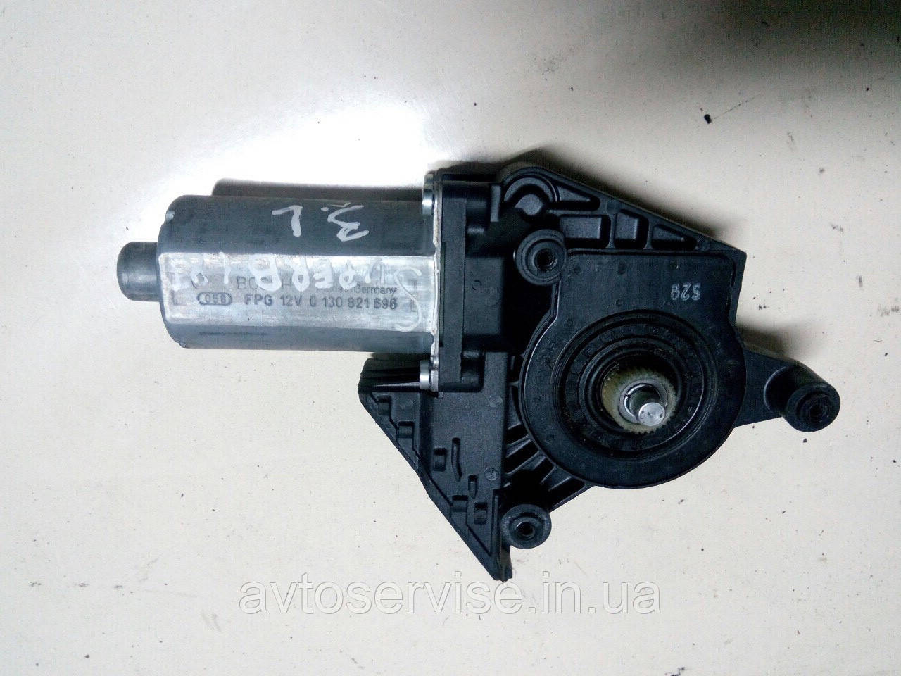 Мотор склопідіймача дверцят задній 0130821993 Bosch, фото 1