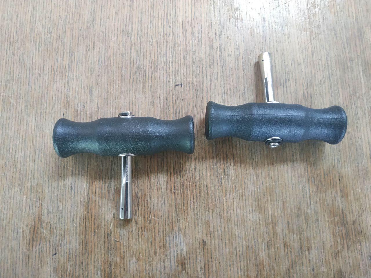 Тримач струни короткий AST 2 шт Можна використовувати з 02180104, а також у парі з іншою ручкою