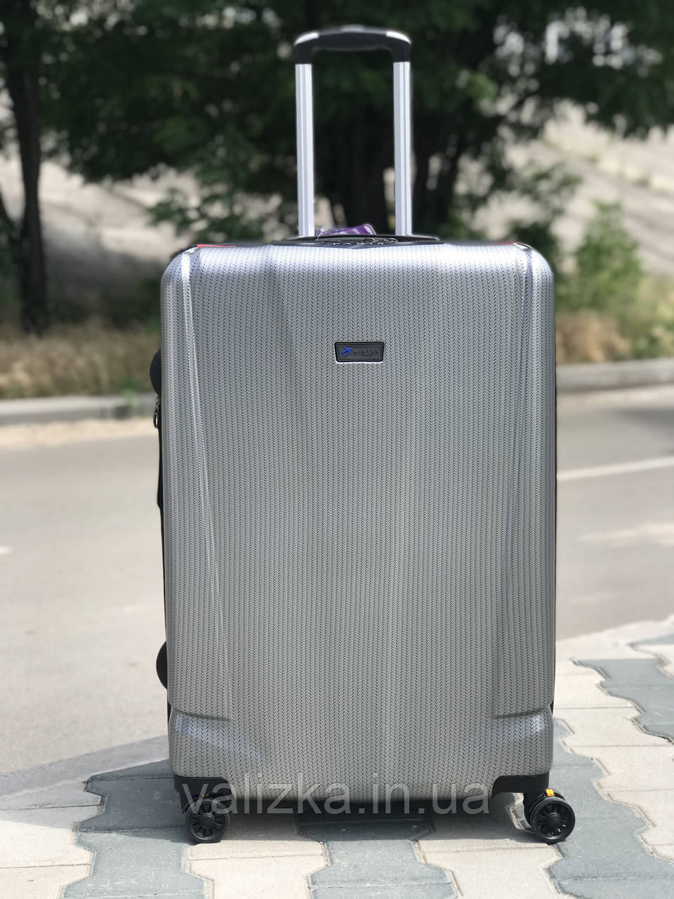 Великий пластиковий чемодан з полікарбонату графіт Франція