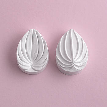 Силіконовий вайнер Лист універсальний No18 3.2х4.5 см