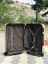 Пластиковий чемодан з полікарбонату середній бежевого кольору Франція, фото 2