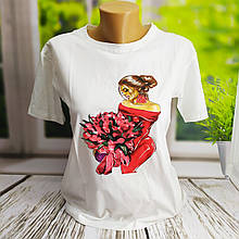 Футболка жіноча біла з принтом